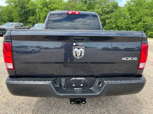 Used 2019 RAM 1500 Express w/ Express Value Package AWD/4WD image 4
