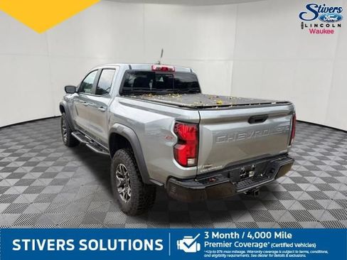 Used 2025 Chevrolet Colorado ZR2 w/ Technology Package AWD/4WD image 10