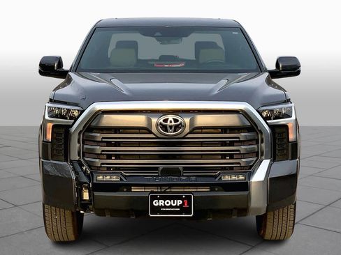 Used 2025 Toyota Tundra Limited image 3