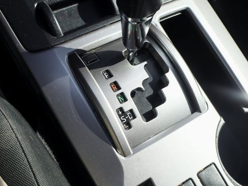 Used 2022 Toyota 4Runner SR5 image 36