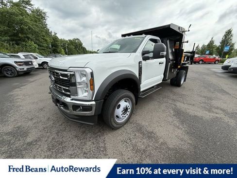 New 2025 Ford F550 4x4 Regular Cab Super Duty image 1