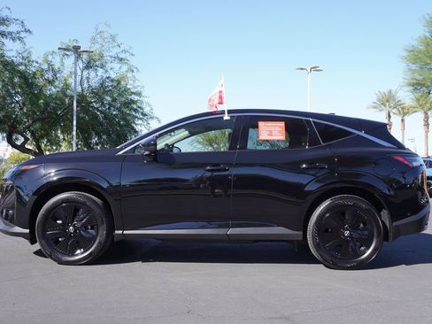 Certified 2025 Nissan Murano SV image 2