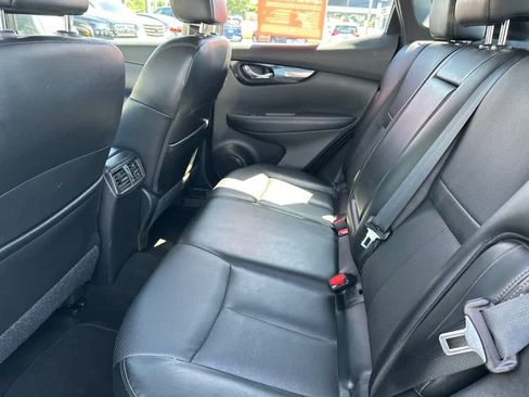 Used 2022 Nissan Rogue Sport SL w/ Premium Package AWD/4WD image 12