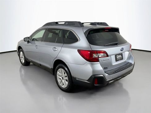 Used 2019 Subaru Outback 2.5i Premium AWD/4WD image 10