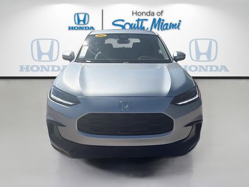 Used 2024 Honda HR-V LX image 2