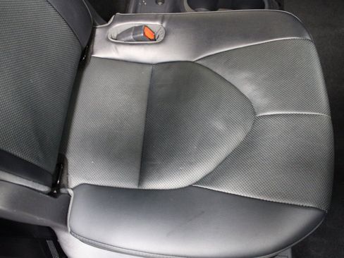 Used 2022 Toyota Highlander Limited image 26