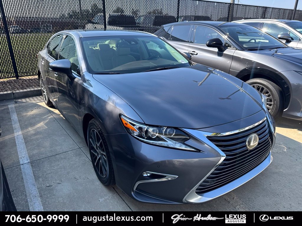 Used 2017 Lexus ES 350 w/ Luxury Package FWD image 1