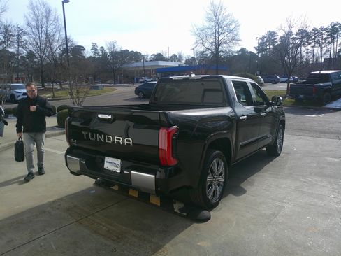 Used 2024 Toyota Tundra Capstone image 11