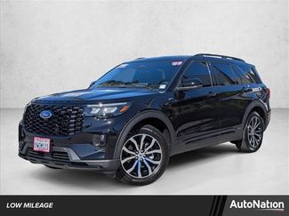 Used 2025 Ford Explorer ST-Line video 1