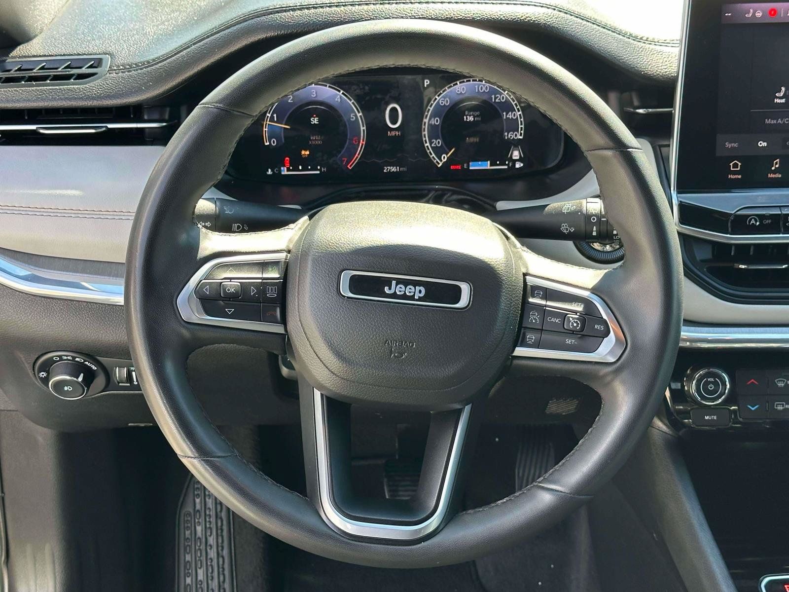 Used 2023 Jeep Compass Limited w/ Elite Group AWD/4WD image 12