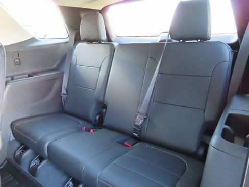 Certified 2021 Chevrolet Traverse RS image 35