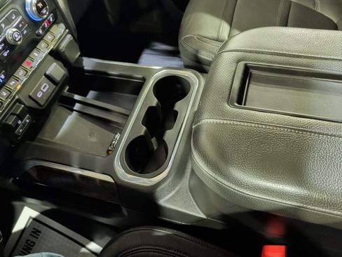 Used 2021 GMC Sierra 3500 Denali w/ Denali Ultimate Package image 24