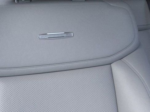 New 2025 Ford Expedition Platinum w/ Driver's Package image 16