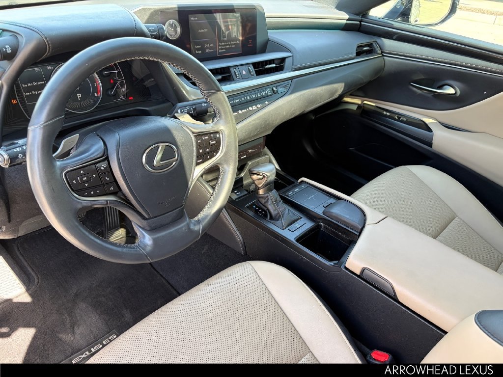 Used 2021 Lexus ES 350 w/ Accessory Package FWD image 17