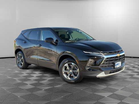 Used 2025 Chevrolet Blazer LT AWD/4WD image 5