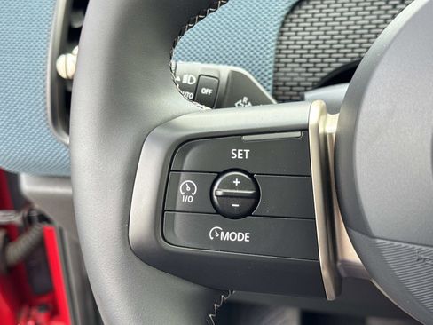 Used 2025 MINI Cooper Countryman S w/ Comfort Package Max image 18