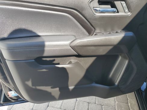 Used 2024 Chevrolet Colorado LT w/ LT Convenience Package II image 16