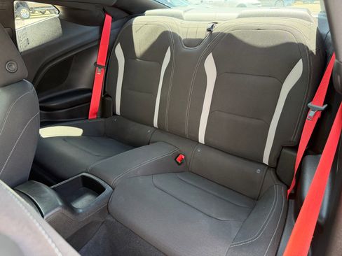Used 2022 Chevrolet Camaro LT w/ Redline Edition RWD image 10
