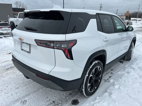 New 2026 Chevrolet Equinox LT AWD/4WD image 7