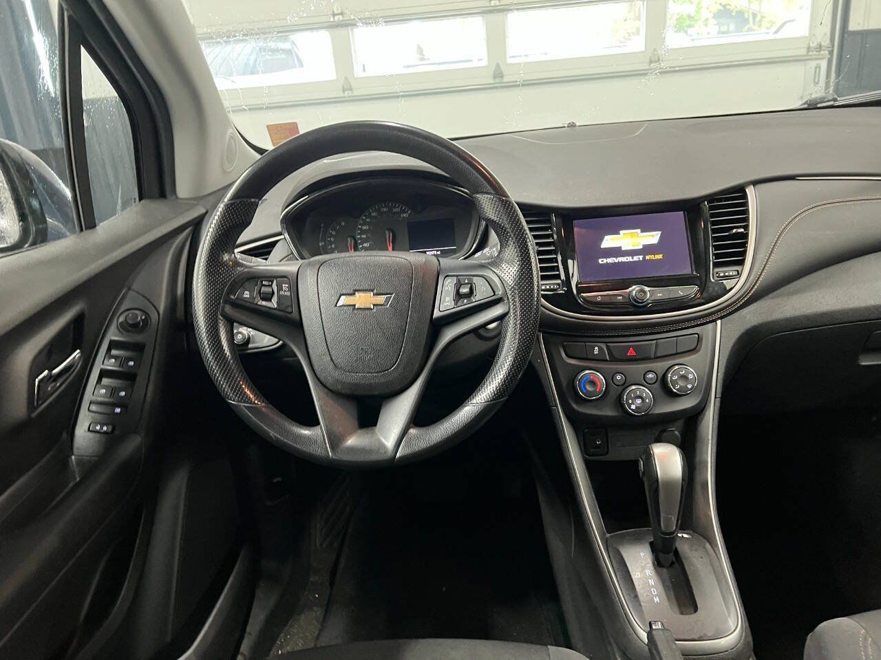 Used 2018 Chevrolet Trax LT AWD/4WD image 8