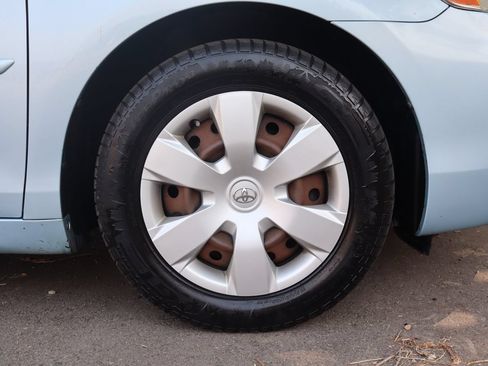 Used 2009 Toyota Camry LE FWD image 43