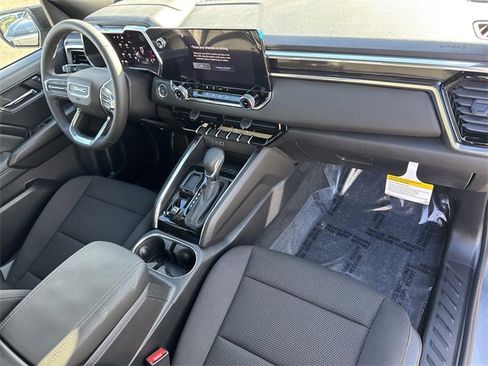 New 2026 GMC Canyon Elevation w/ LPO, Black Badging Package image 27