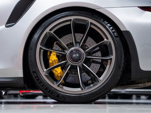 Used 2016 Porsche 911 GT3 RS RWD image 13