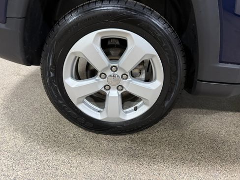Used 2021 Jeep Compass Latitude AWD/4WD image 61