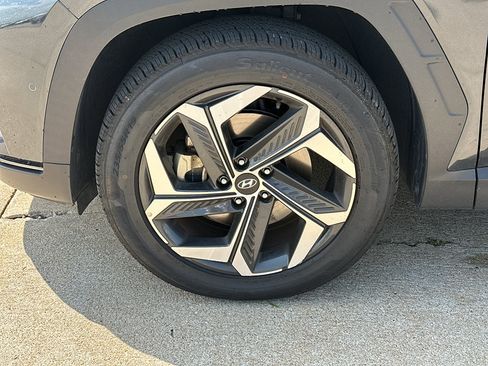Used 2023 Hyundai Tucson Limited AWD/4WD image 3
