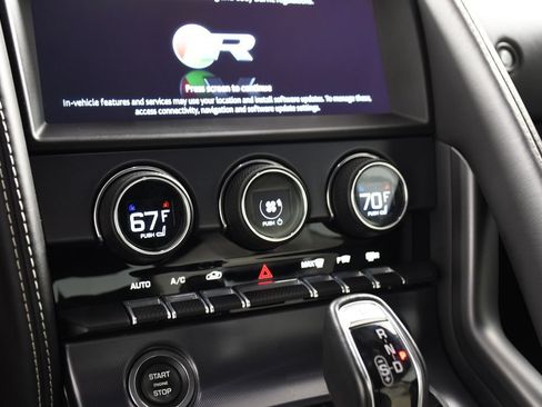 Used 2020 Jaguar F-TYPE R AWD/4WD image 29
