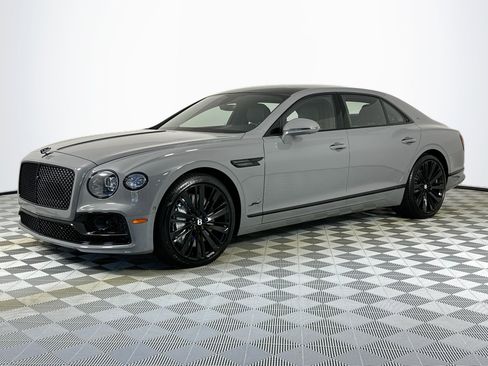 Certified 2024 Bentley Flying Spur W12 image 7