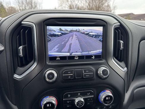 Certified 2021 GMC Sierra 1500 AT4 w/ AT4 Value Package image 15