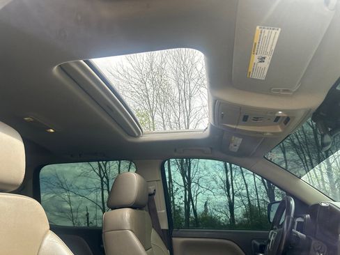 Used 2017 GMC Sierra 1500 SLT image 24