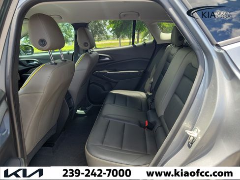 Used 2025 Chevrolet Trax ACTIV w/ Driver Confidence Package FWD image 12