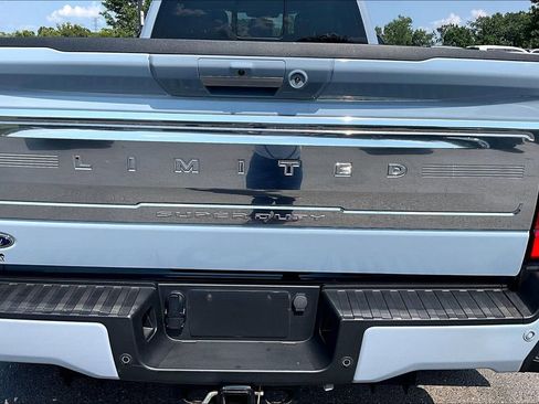 Used 2024 Ford F450 Limited w/ FX4 Off-Road Package AWD/4WD image 27