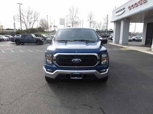 Used 2023 Ford F150 XLT image 3