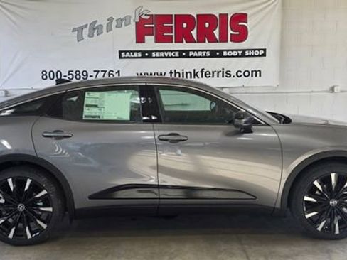 New 2026 Toyota Crown Platinum image 8