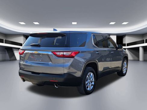 Used 2020 Chevrolet Traverse LS image 6
