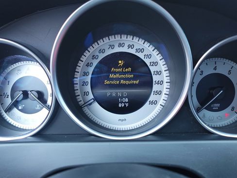Used 2014 Mercedes-Benz C 250 Sedan image 10