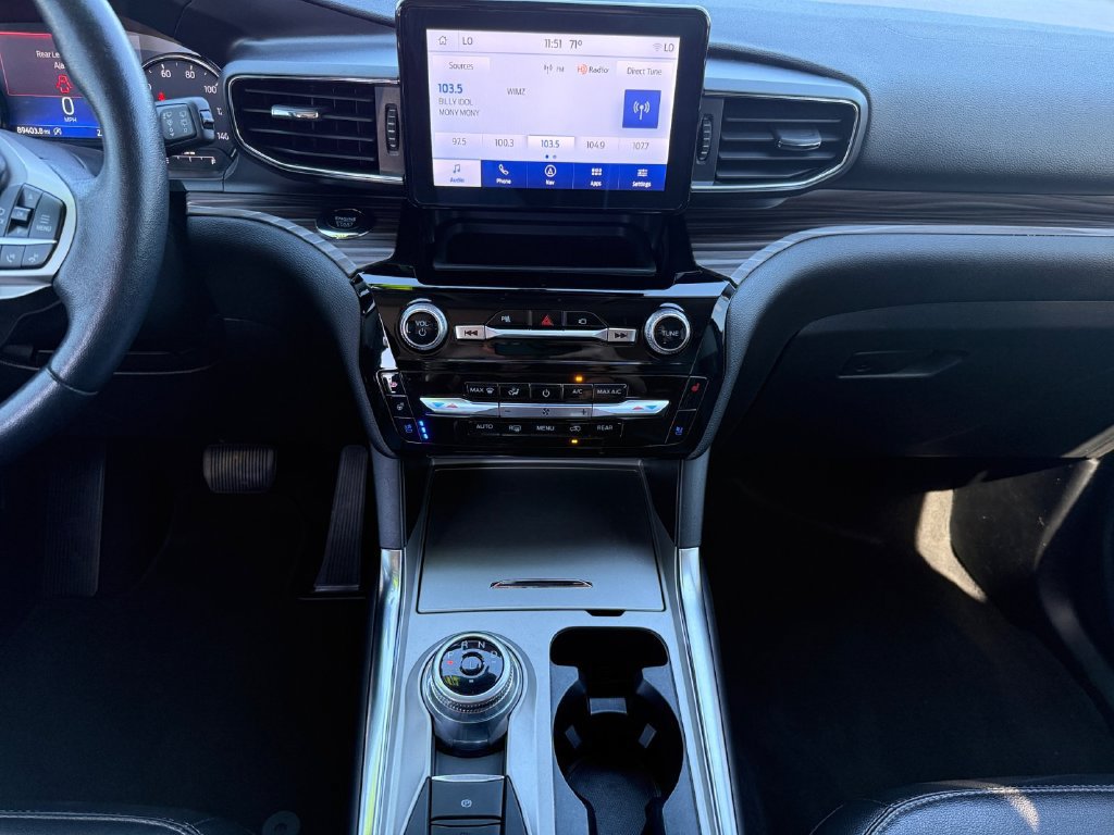 Used 2022 Ford Explorer Limited AWD/4WD image 16
