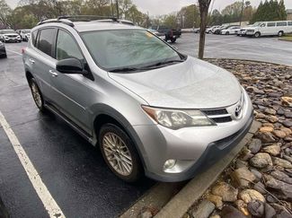 Used 2013 Toyota RAV4 LE video 1