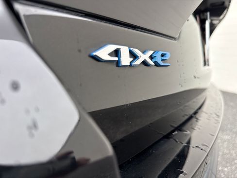 Used 2022 Jeep Grand Cherokee Limited 4xe image 13