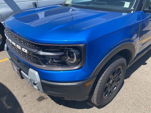 Used 2025 Ford Bronco Sport Badlands AWD/4WD image 18