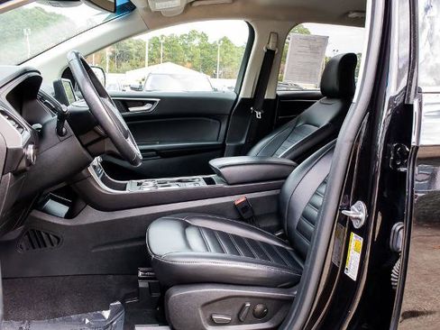 Certified 2024 Ford Edge SEL image 18