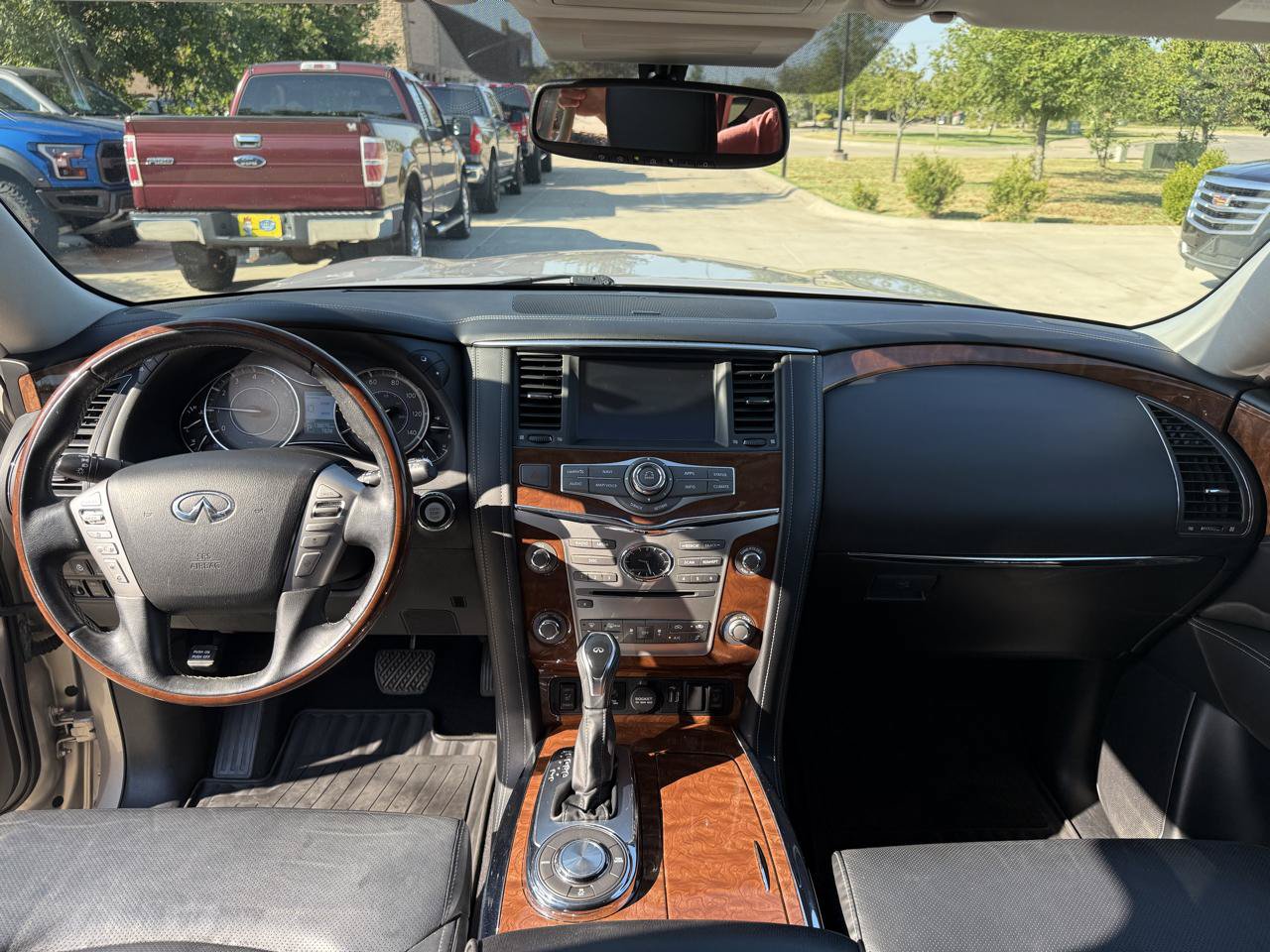 Used 2019 INFINITI QX80 Luxe w/ Proassist Package RWD image 12