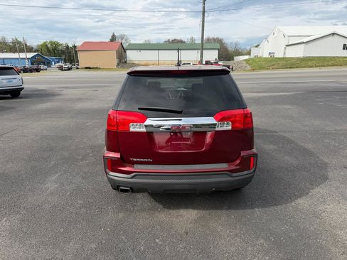 Used 2016 GMC Terrain SLE FWD image 4