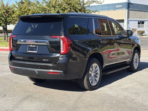 Used 2023 GMC Yukon SLT w/ Max Trailering Package image 4