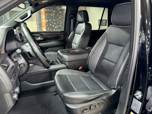 Used 2024 Chevrolet Tahoe Premier AWD/4WD image 15