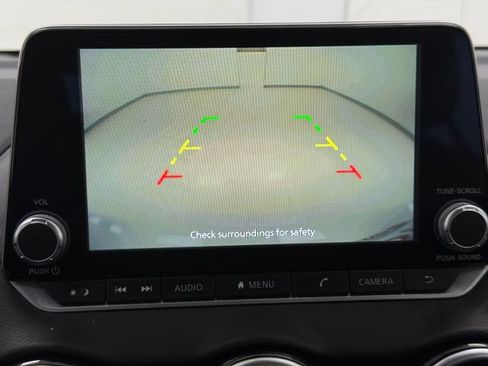 Used 2024 Nissan Sentra SV FWD image 18