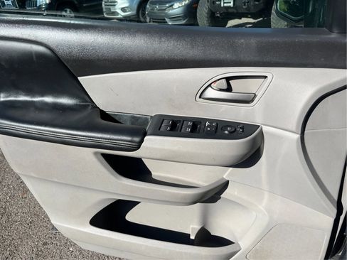 Used 2012 Honda Odyssey EX-L image 23